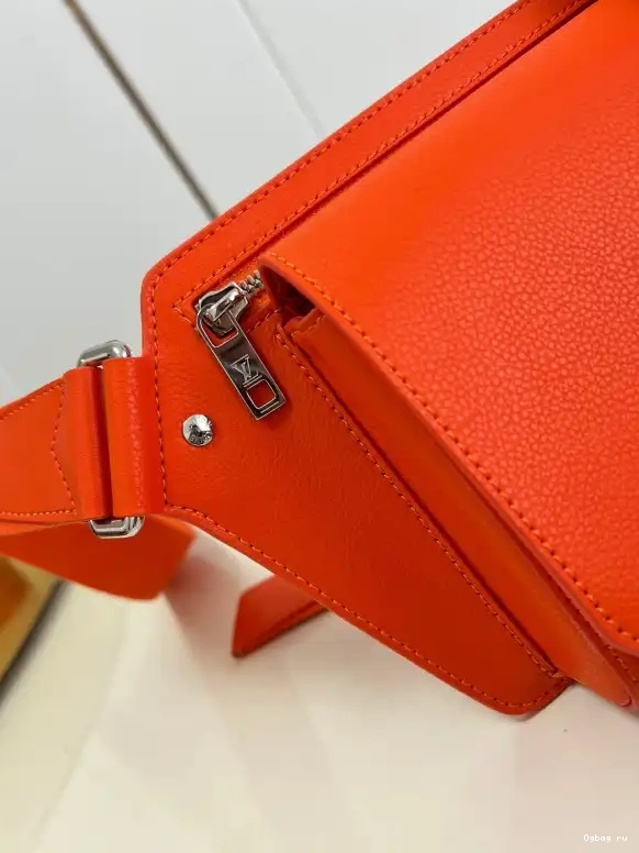 NEW LOUIS SLING VUITTON 0702